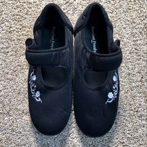 Barefoot Freedom Women’s Jada Drew MaryJane Stretch Shoe Wide